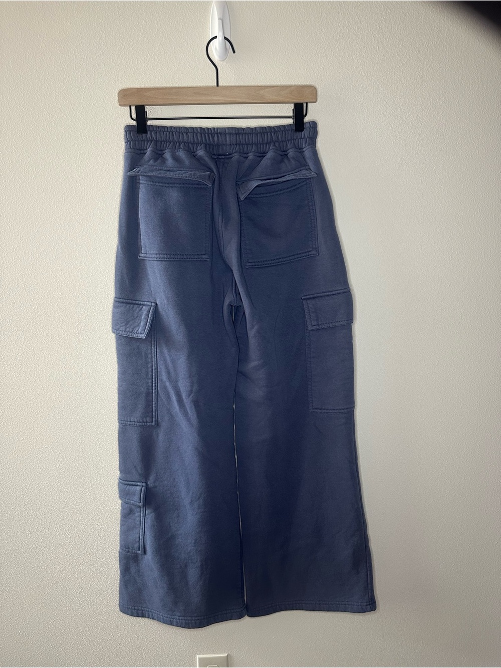 DFYNE revive cargo jogger wide leg sweatpants dark sapphire blue size small - Picture 3 of 12